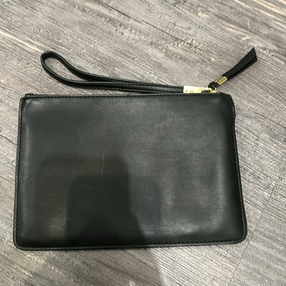 Wristlet - Picture 5 of 6
